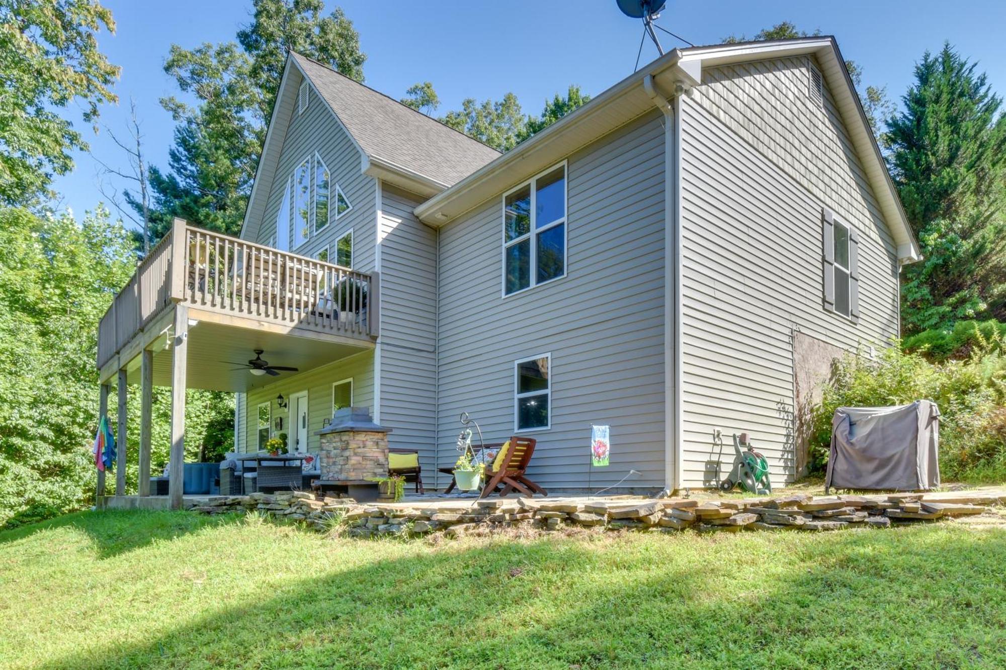 Lakemont Retreat Game Room, Hot Tub, And Mtn Views! Luaran gambar